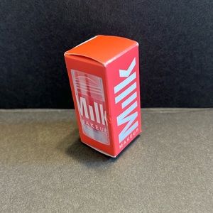 NIB Milk make-up. Watermelon brightening serum